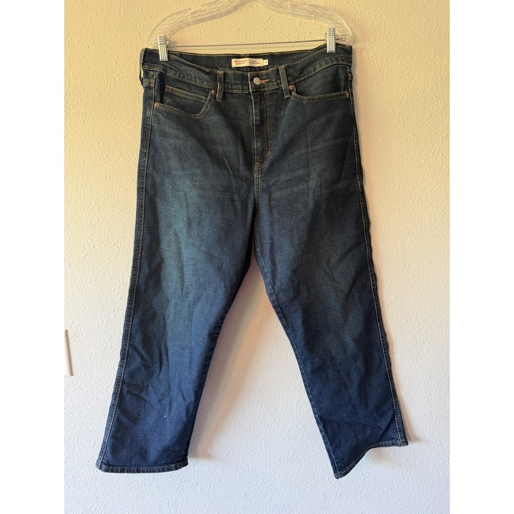 Signature by Levi Strauss Women's Heritage High Rise Straight Jeans Medium Wash